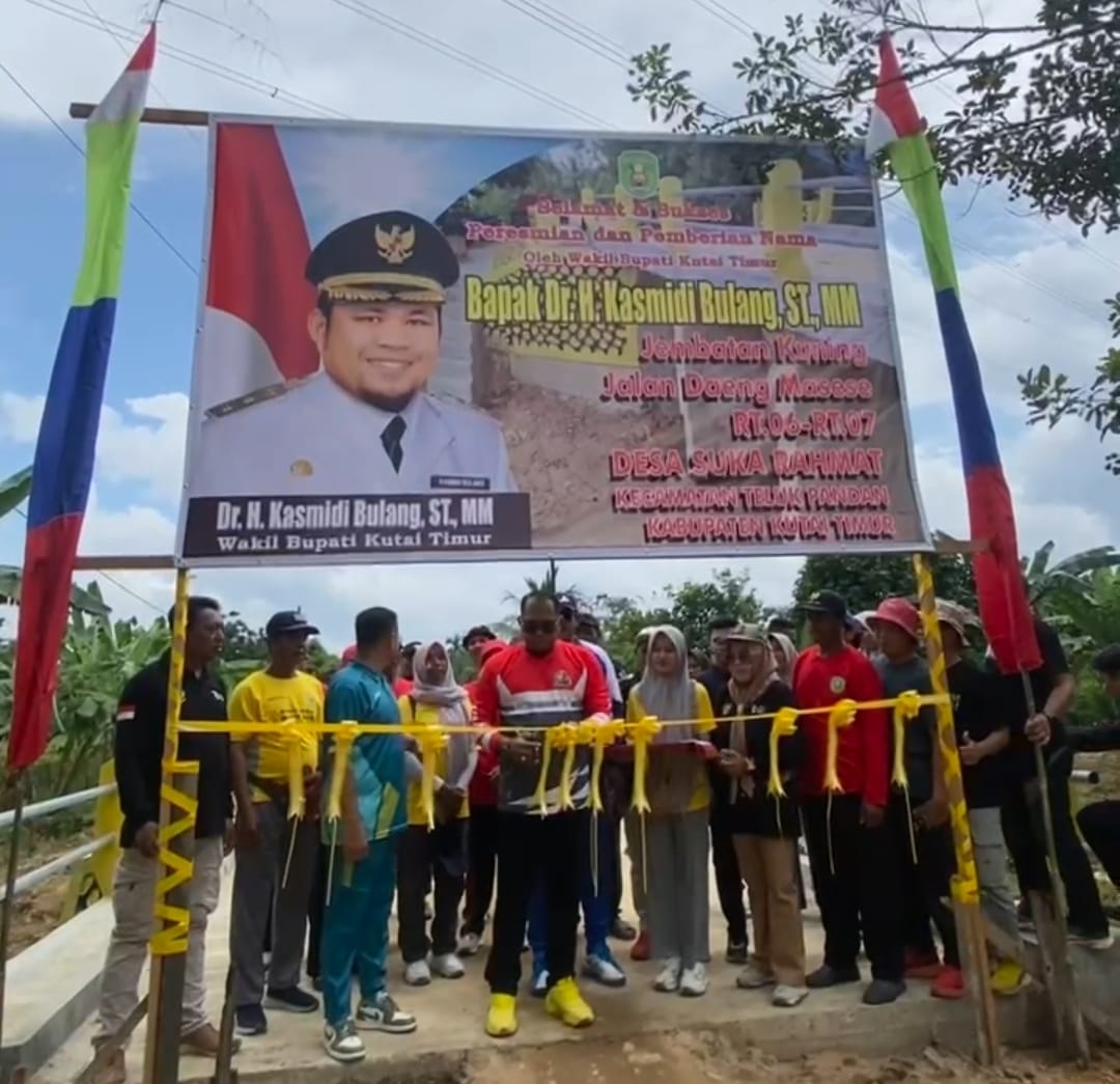 Kasmidi Bulang Resmikan Jembatan Kuning, Simbol Baru Teluk Pandan