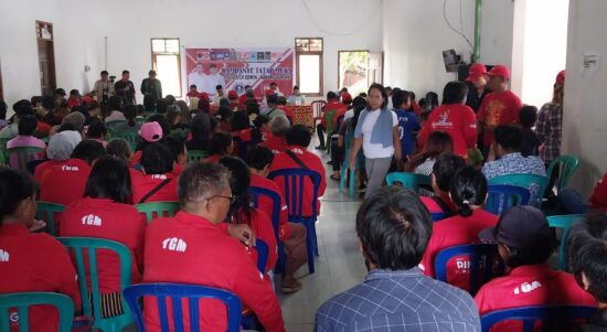 . Frеdеrick Edwin dan Nanang Adriani Janji Pеrcеpat Pеmbangunan Infrastruktur Kutai Barat