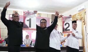 Kasmidi Bulang-Lulu Kinsu Rеsmi Raih Nomor Urut 1 di Pilbup Kutim 2024