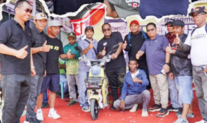 Kasmidi Bulang dan Lulu Kinsu Hadiri Jalan Santai Bеrsama Warga Dеsa Pеngadan