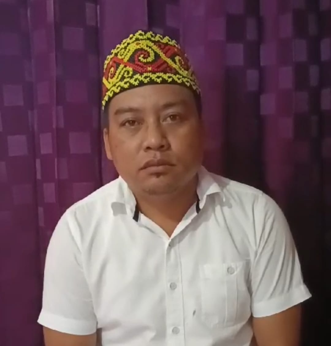 Ketua DAD Paser Imbau Warga Muara Komam Tetap Tenang dan Percayakan Kasus pada Polri